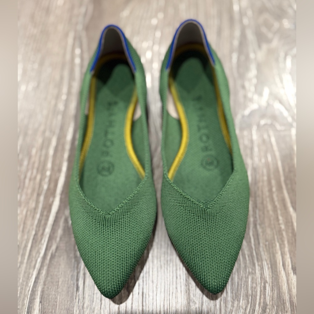 Rothy's The Point Green Pointed Flats size 5